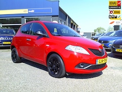 Lancia Y(psilon) - Ypsilon 0.9 TwinAir Platinum Automaat / Rijklaarprijs