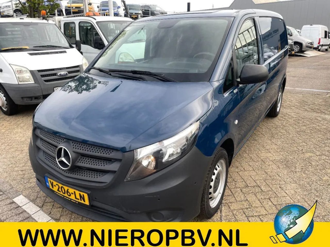 Mercedes-Benz Vito - 114CDI L1H1 Airco Navi Cruisecontrol Trekhaak - AutoWereld.nl