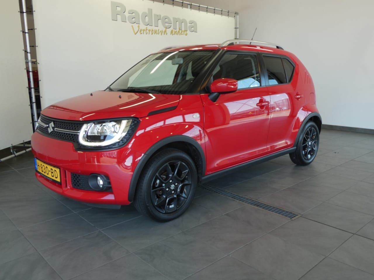 Suzuki Ignis - 1.2 Hybrid Select - AutoWereld.nl