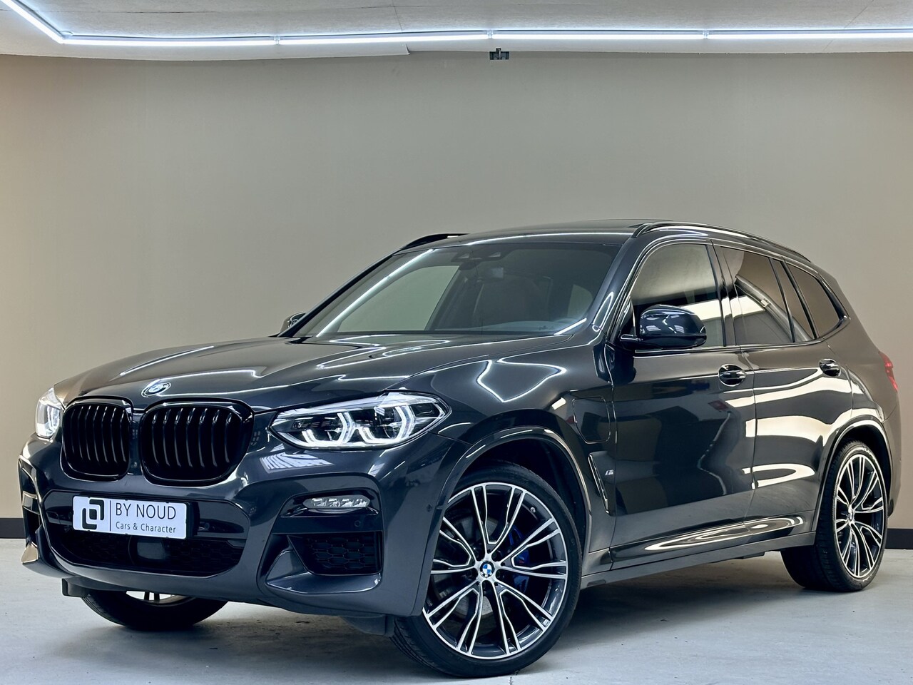 BMW X3 - xDrive30e High Executive xDrive30e High Executive, 293Pk, 2020, M- Sport, 2de Eigenaar, Dealer onderhouden, Carbon - AutoWereld.nl