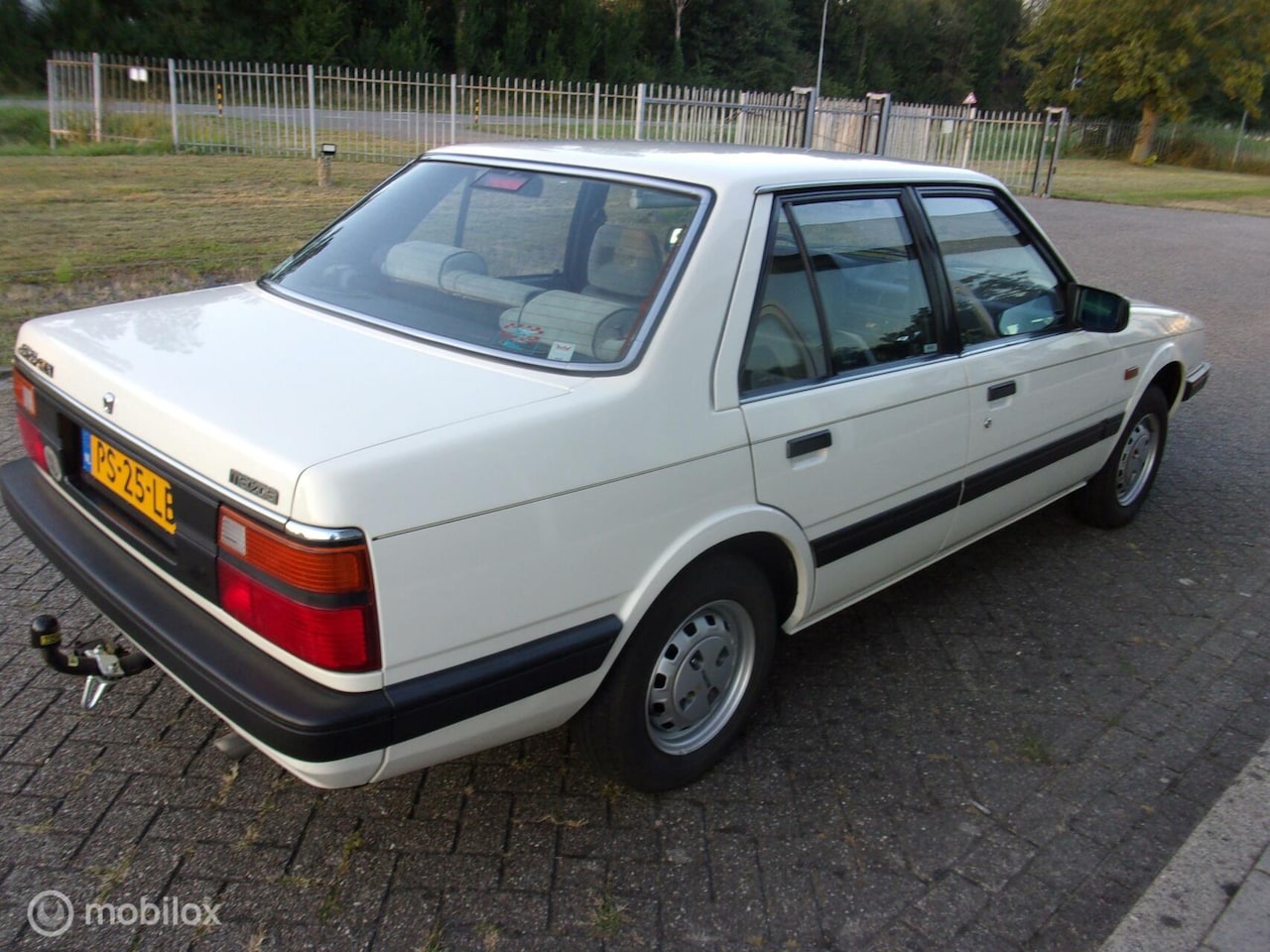 mazda-626-van-particulier-1-6-glx.jpg