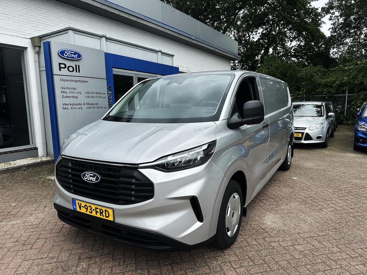 Ford Transit Custom - L2 136pk Trend *NIEUW* Climat Camera Cruise Voorruitverwarming Betimmering Direct Leverbaa - AutoWereld.nl