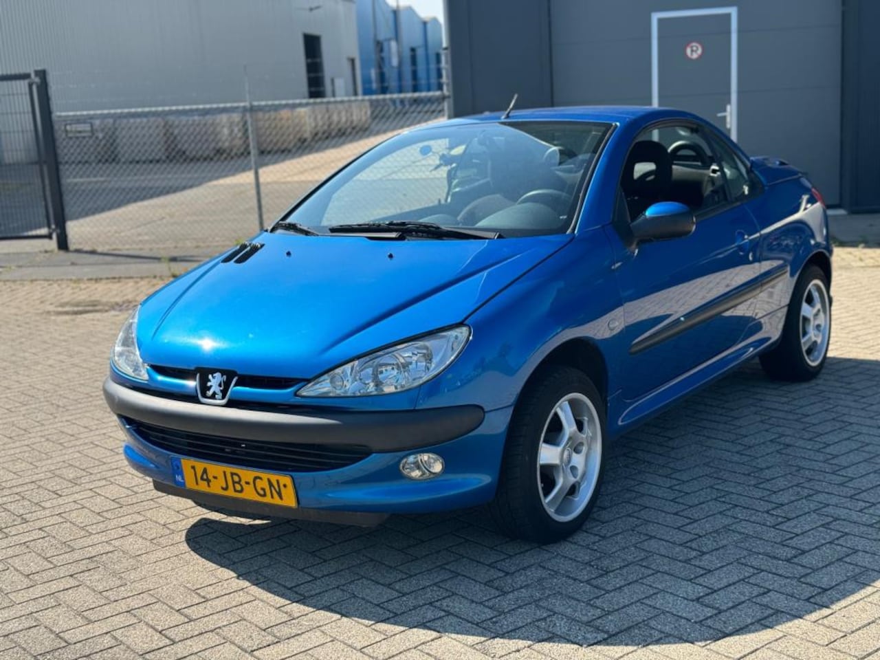 Peugeot 206 CC - 1.6-16V Blauw - AutoWereld.nl