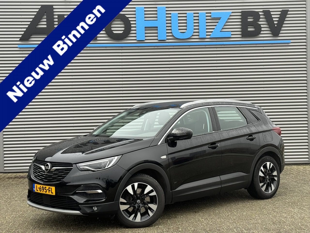 Opel Grandland X - 1.6 Turbo Hybrid Business Elegance 360 Gr Camera Trekhaak Stoelverwarming LED Carplay Keyl - AutoWereld.nl