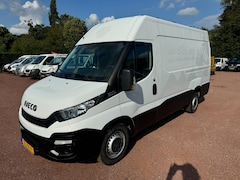 Iveco Daily - 35S14V L2H2 Euro 6 Automaat Airco 3500KG Trekhaak