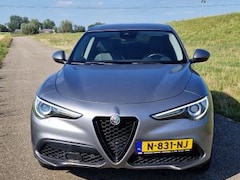 Alfa Romeo Stelvio - 2.0 T AWD Super