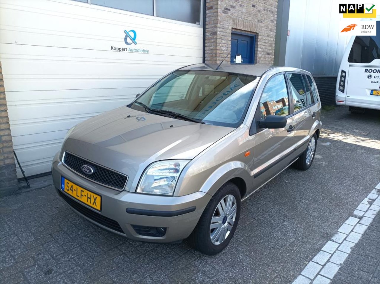 Ford Fusion - 1.6-16V First Edition Airco Trekhaak Weinig KM NAP - AutoWereld.nl