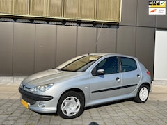 Peugeot 206 - 1.4 XR / Elektr ramen / Airco