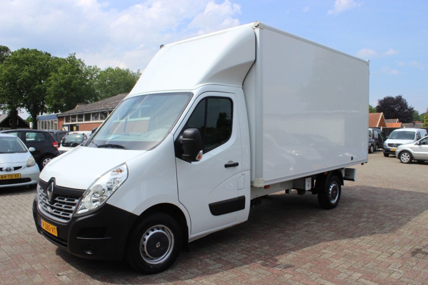 Renault Master - T35 2.3 dCi L3H2 T35 2.3 DCI L3H2, BAKWAGEN - AutoWereld.nl