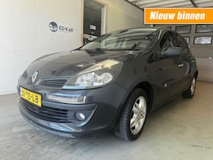 Renault Clio - 11.6-16V Privilège 5drs AIRCO NAP APK PRIMA AUTO