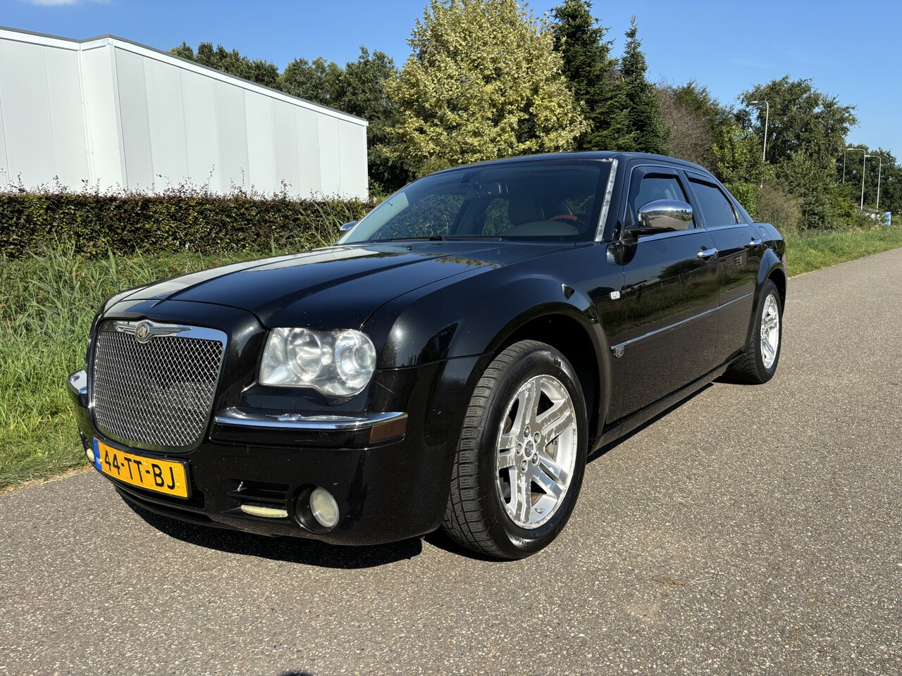 Chrysler 300C - 3.0 V6 CRD / AUTOMAAT / LEER / NAVI / CRUISE - AutoWereld.nl