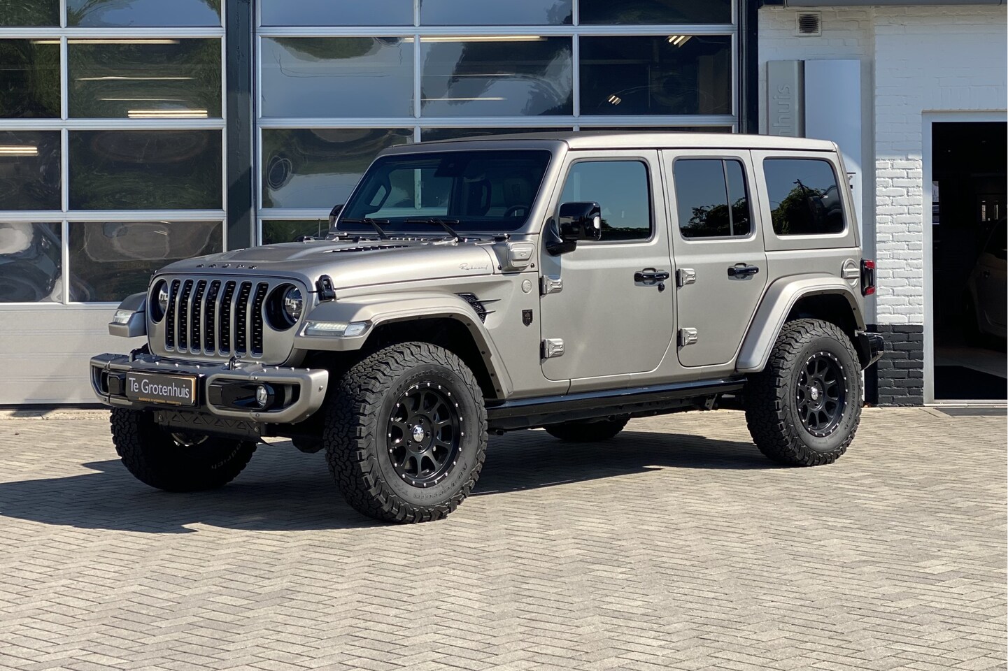 Jeep Wrangler Unlimited - 4xe 380 BRUTE CUSTOM - AutoWereld.nl