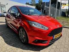 Ford Fiesta - 1.6 ST2 182 pk, 2e eigenaar, zeer nette originele auto, 151.828 km, keyless-go, airco, ele