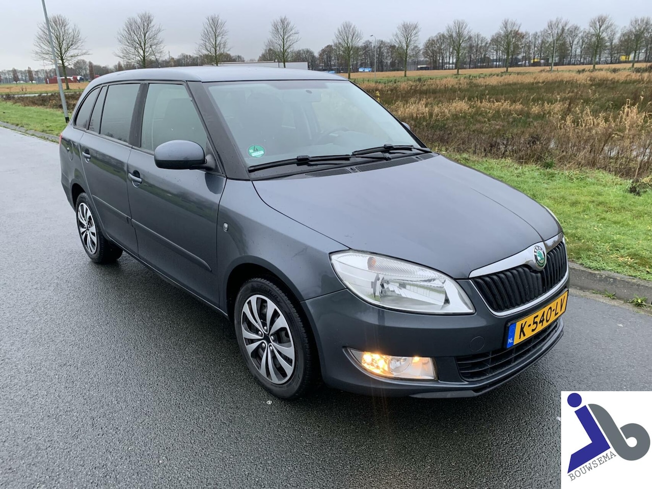 Skoda Fabia Combi - 1.2 TSI Airco, Trekhaak, privacy glass, Inruil mogelijk! 1.2 TSI Ambition - AutoWereld.nl