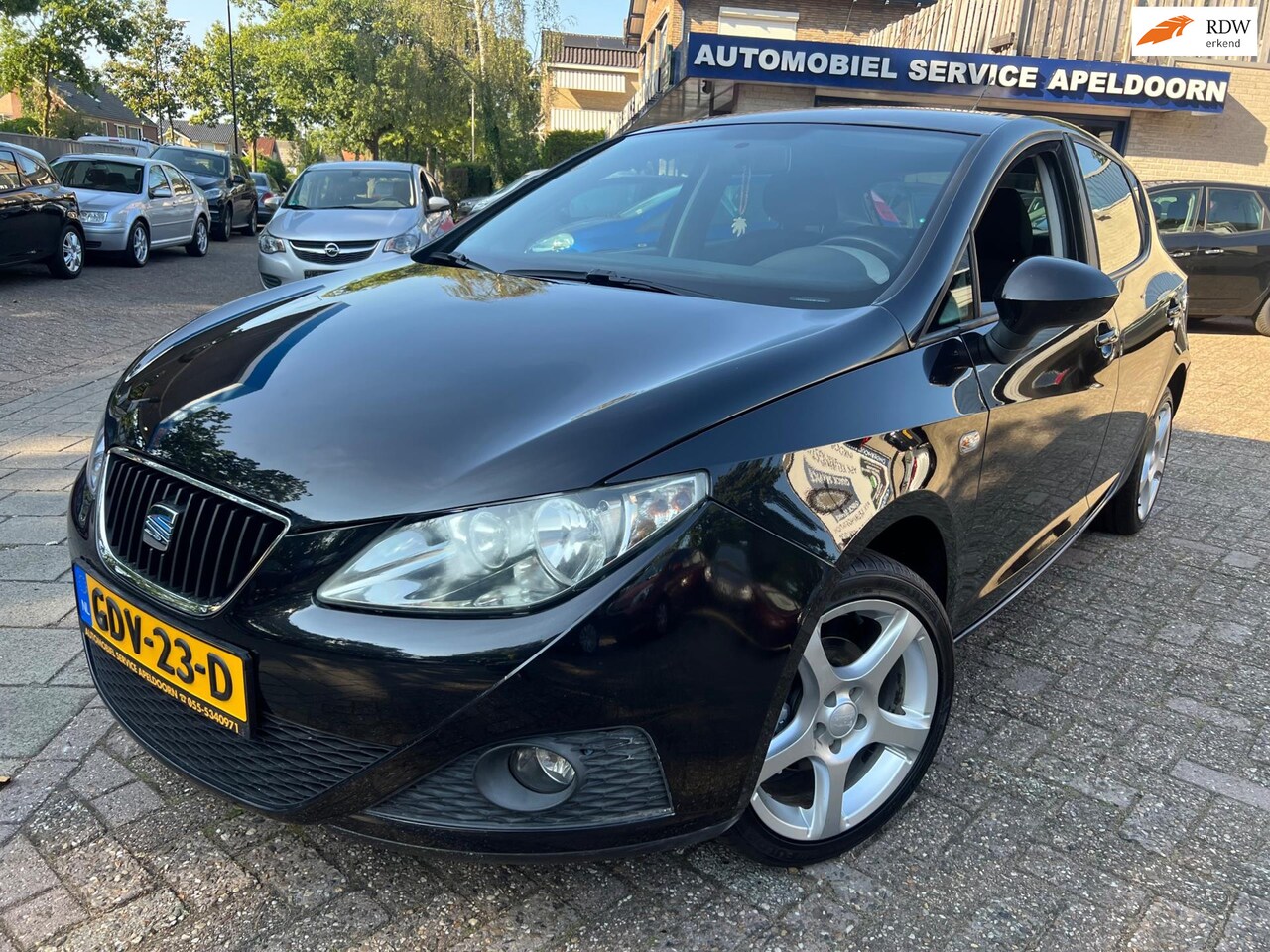 Seat Ibiza - 1.4 Stylance *AIRCO*STOELVERW.*ELEKTR. RAMEN*LM. VELGEN*STUURBEKR.* - AutoWereld.nl