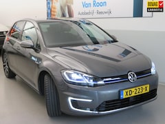 Volkswagen e-Golf - VII E-Golf #12Mnd. Garantie#Warmtepomp#Virtual Cockpit#Orig. NL#Navi#17"#1e Eigenaar#Etc