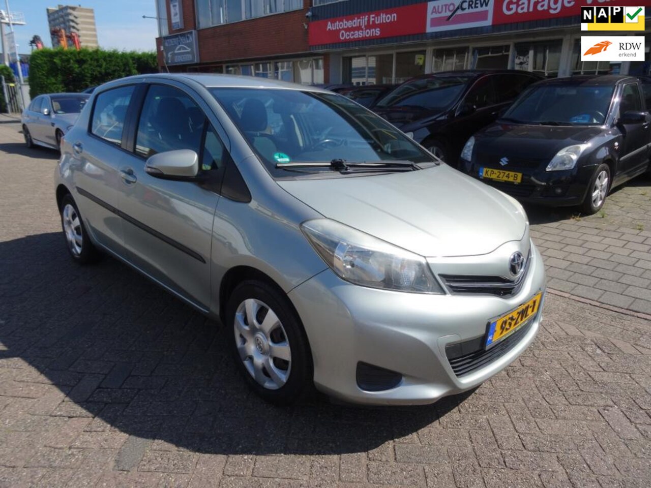 Toyota Yaris - 1.0 VVT-i Aspiration/5drs/Airco/Navi/Camera - AutoWereld.nl