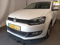 Volkswagen Polo - 1.2 Easyline - Rechter Zijschade - Motormanagement Brandt