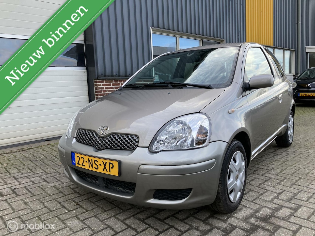 Toyota Yaris - 1.3 VVT-i Sol 1.3 VVT-i Sol - AutoWereld.nl