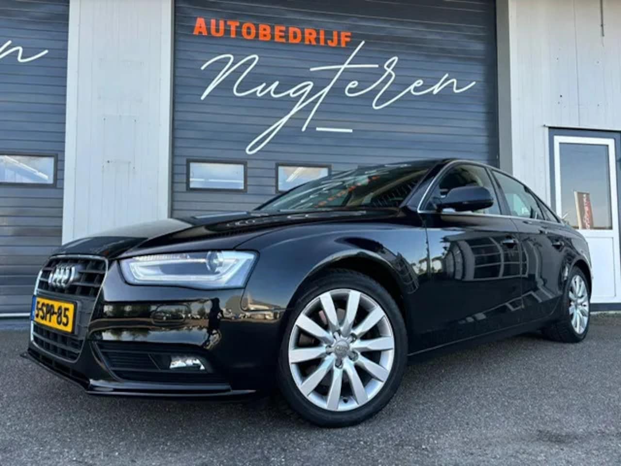 Audi A4 Limousine - 1.8 TFSIe Edition+Xenon+Leer+Trekhaak - AutoWereld.nl