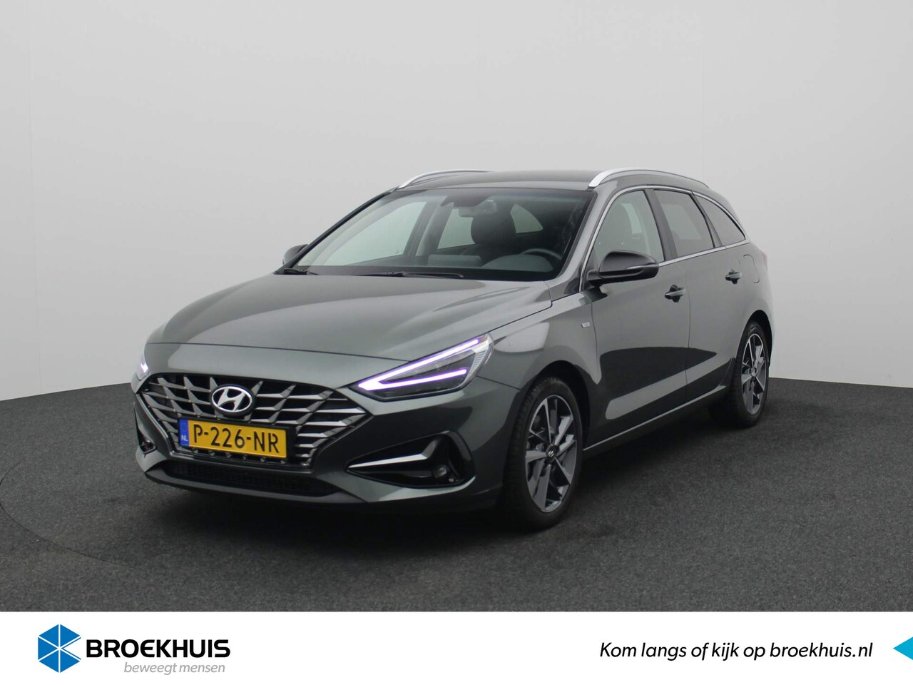 Hyundai i30 Wagon - 1.5 T-GDi 160PK MHEV Premium | Stuur verwarming | Stoel Ventilatie en Verwarming | Camera - AutoWereld.nl