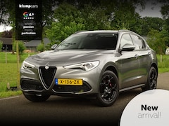 Alfa Romeo Stelvio - 2.0 T AWD | BTW | Flippers | All-Black | Brembo | 1e Eig