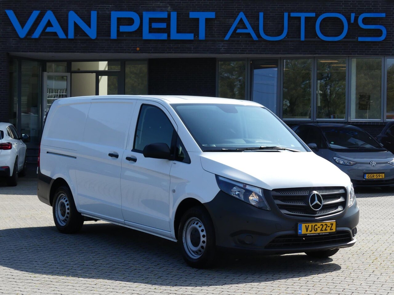 Mercedes-Benz Vito - 116 CDI 163PK XL / Carplay / PDC / Cruise - AutoWereld.nl