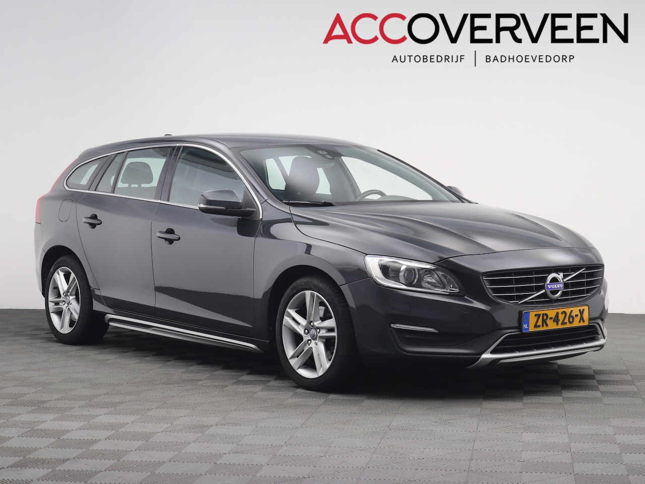 Volvo V60 - 2.0 D4 Momentum 2.0 D4 Momentum - AutoWereld.nl