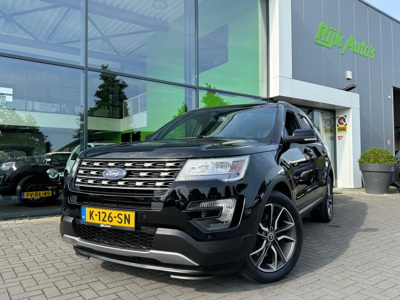 Ford Explorer - XLT 2.3 Ecoboost * 7 Zits * Leder * Keyless * Carplay - AutoWereld.nl