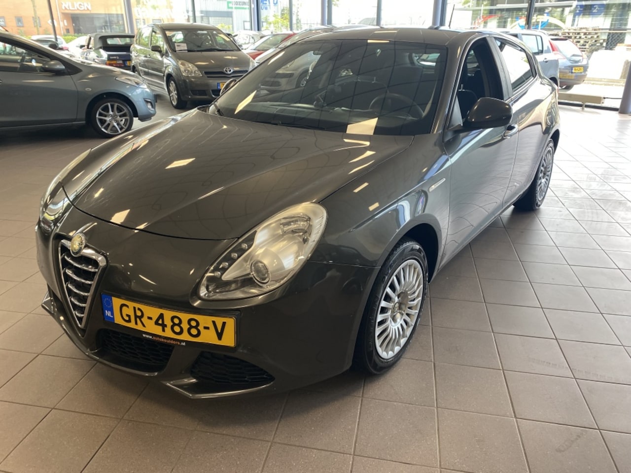 Alfa Romeo Giulietta - 1.6 JTDm Progression NW APK BJ 2012 !!!! - AutoWereld.nl