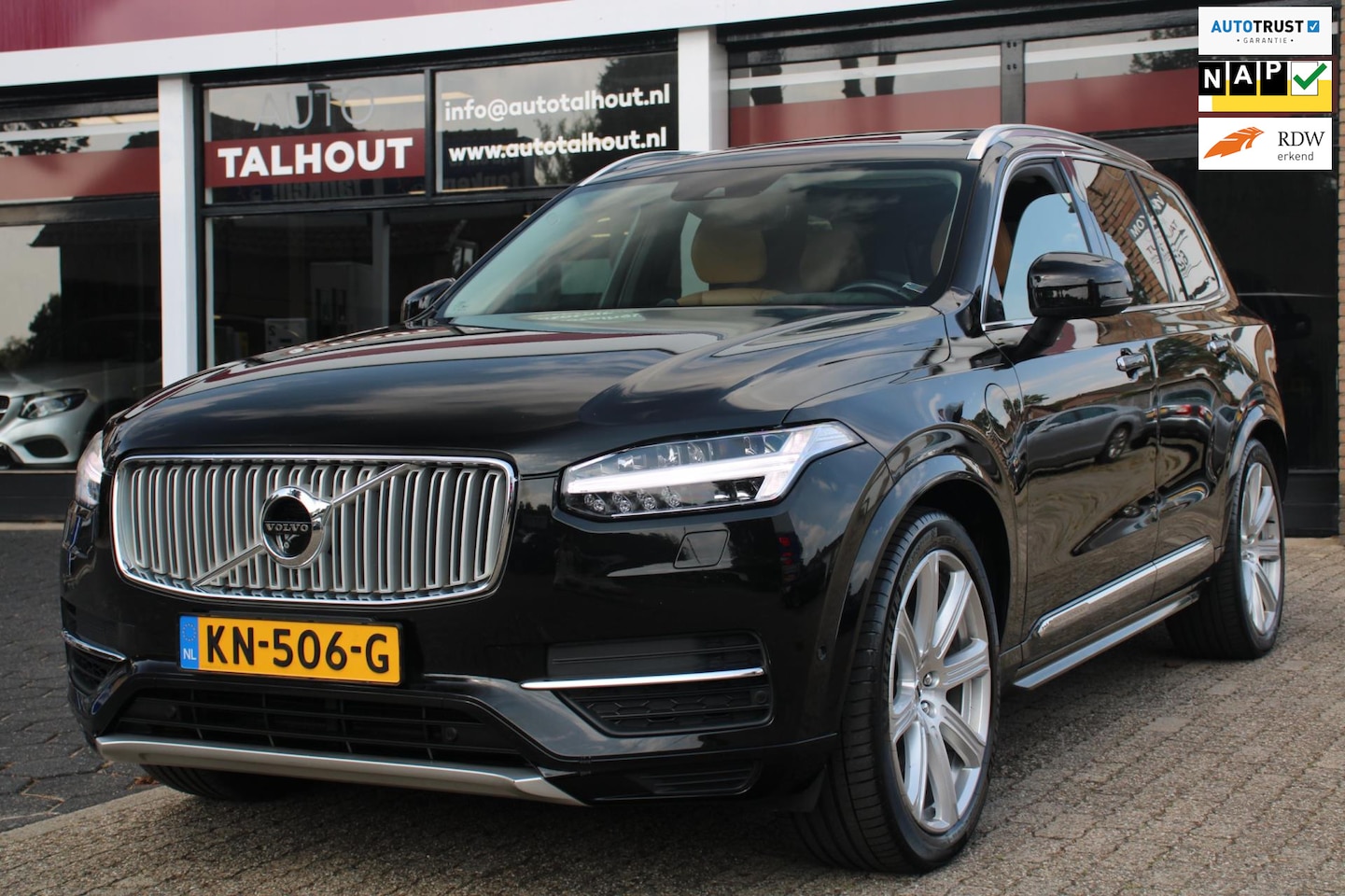 Volvo XC90 - 2.0 T8 Twin Engine AWD Inscription | 7 persoons | Elektr trekhaak | Bowers&Wilkins | Camer - AutoWereld.nl