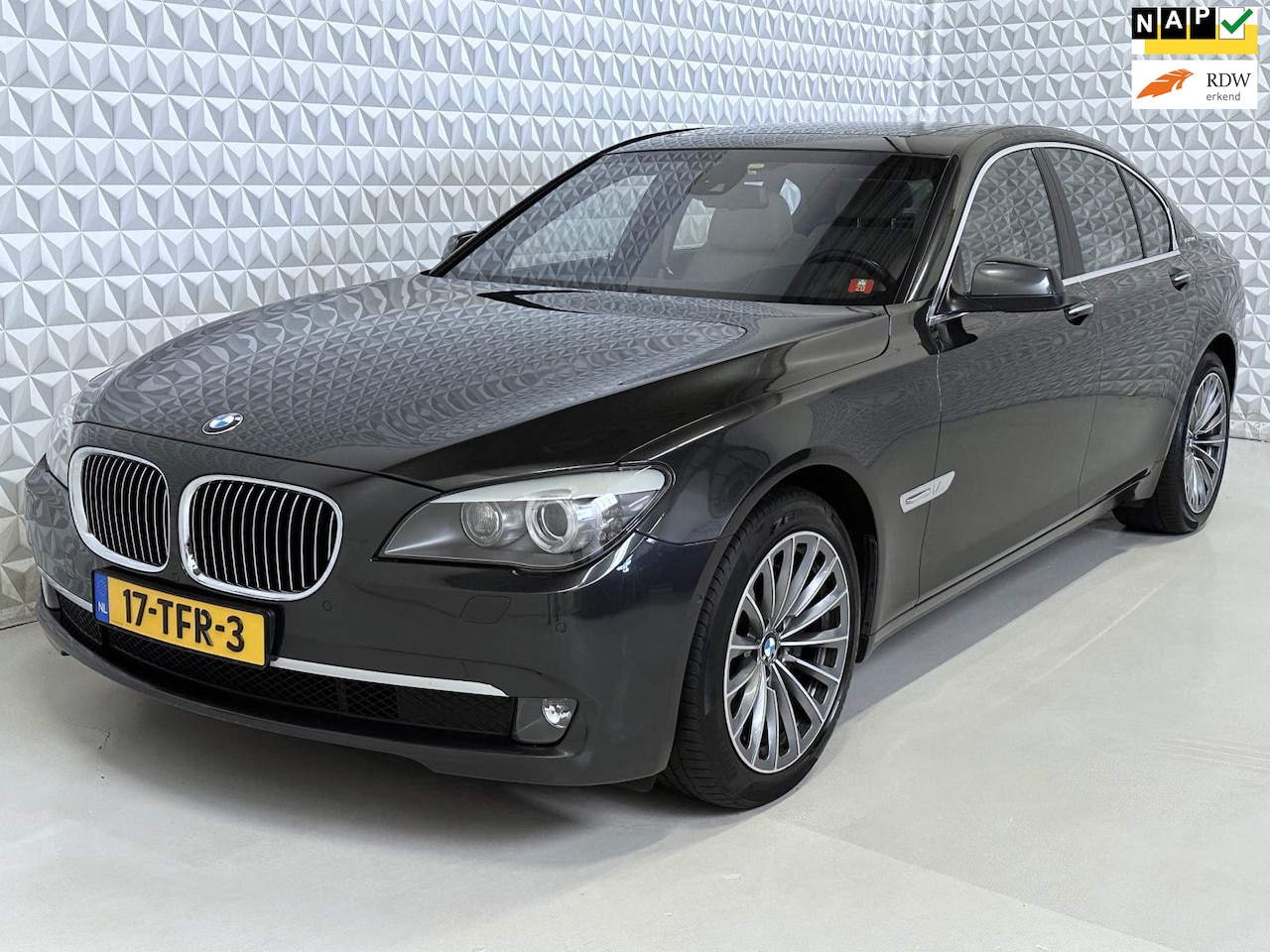 BMW 7-serie - 750i ActiveHybrid / NL-AUTO met 147000km (2012) - AutoWereld.nl