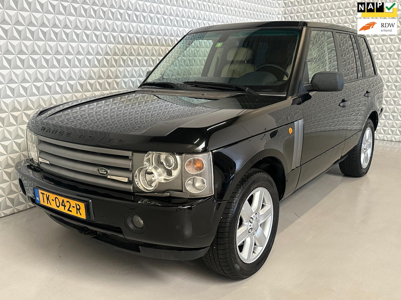 Land Rover Range Rover - 4.4 V8 Vogue Navigatie + Schuifdak - AutoWereld.nl