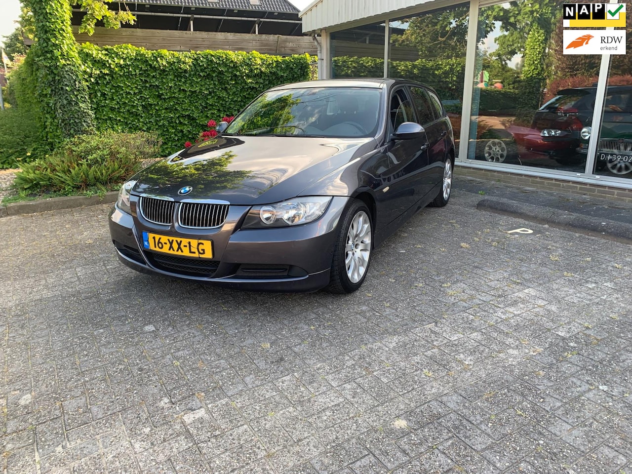 BMW 3-serie Touring - 318i Business Line 318i Business Line - AutoWereld.nl