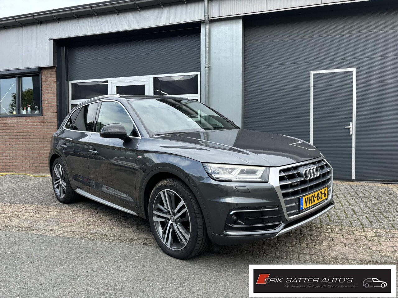 Audi Q5 - S-Line 3.0 TDI Quattro Grijs kenteken| Luchtvering| Keyless| Virtueel| Camera - AutoWereld.nl