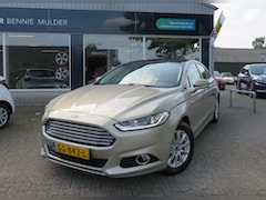 Ford Mondeo - 1.5 Titanium 160 PK / NAVI/ PANO-DAK