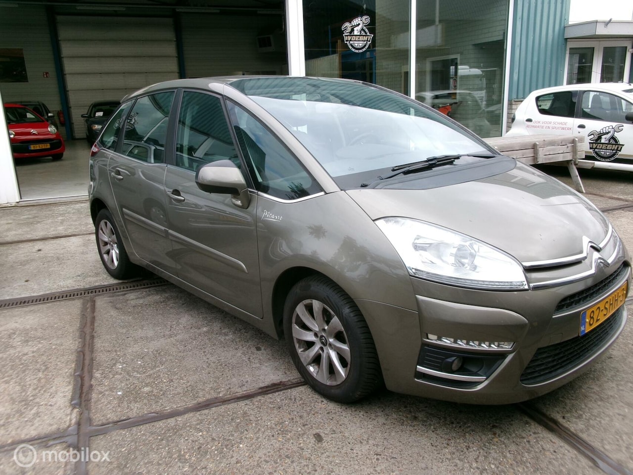 Citroën C4 Picasso - 1.6 THP Ligne Business 1.6 THP Ligne Business - AutoWereld.nl