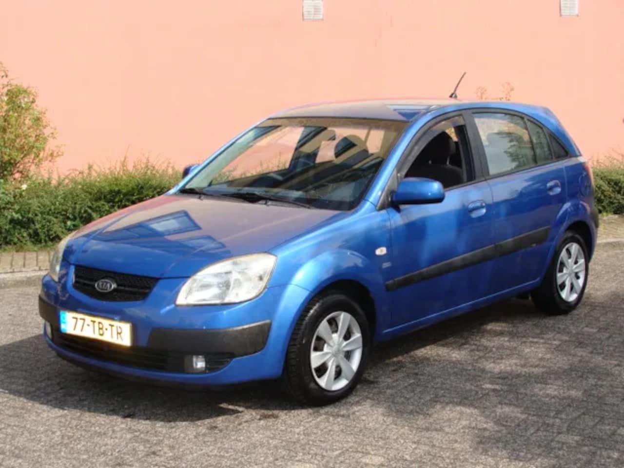 Kia Rio - 1.4 LXE 66230 km !! ( INRUIL MOGELIJK) - AutoWereld.nl