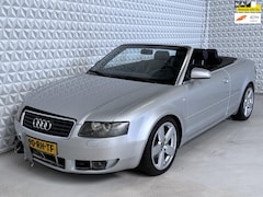 Audi A4 Cabriolet - 2.4 V6 Exclusive Automaat *SCHADE* (2003)