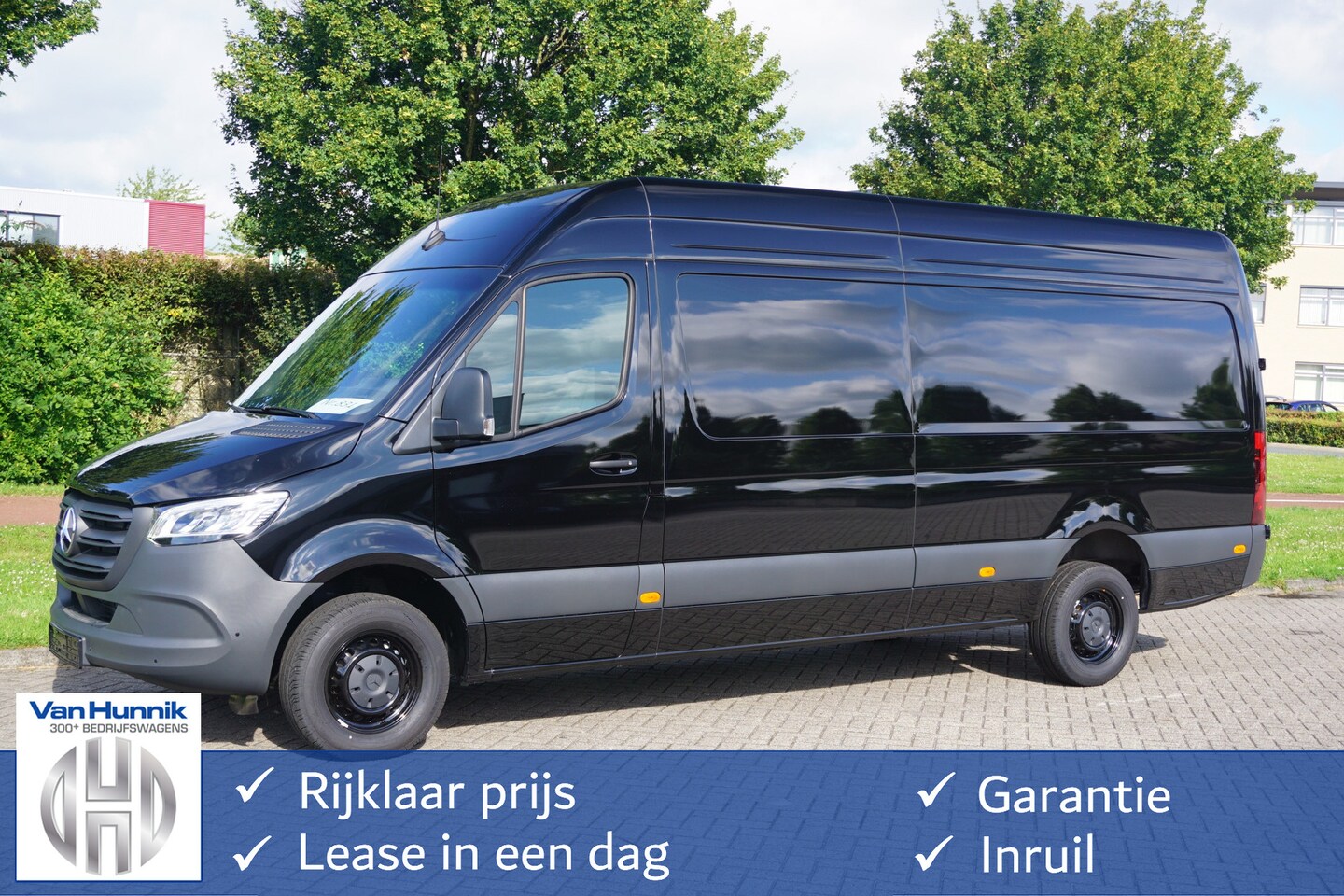 Mercedes-Benz Sprinter - 319CDI L3H2 Navi, Camera, LED, Distronic 9G-Tronic!! NR. 831 - AutoWereld.nl