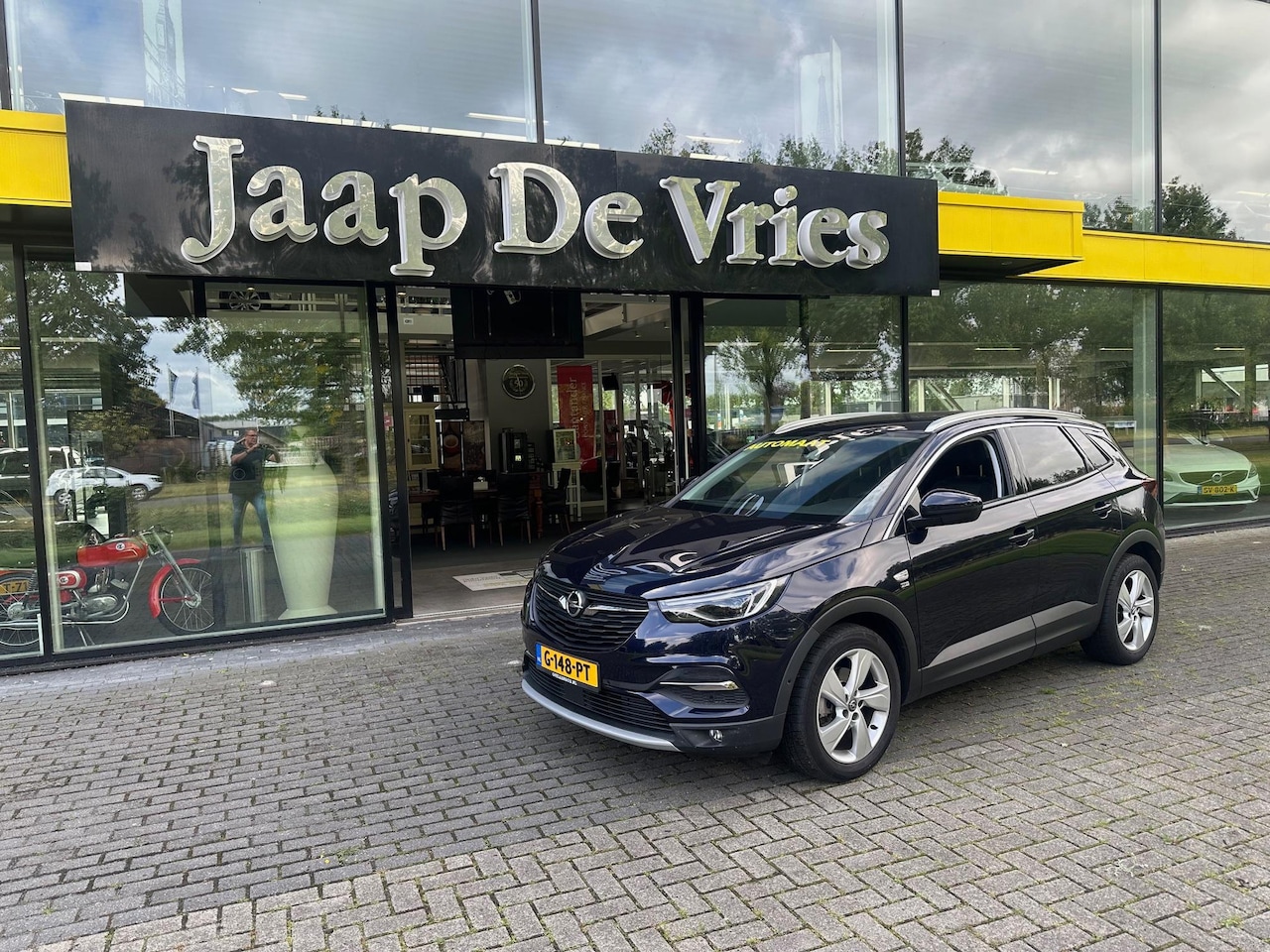 Opel Grandland X - 1.2 Turbo 120 Jaar Edition 1.2 Turbo 120 Jaar Edition - AutoWereld.nl