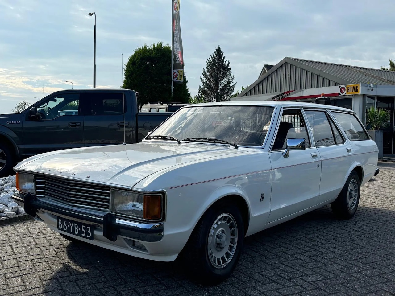 Ford Granada - Combi 6-Cilinder Automaat 1977 Stuurbekrachtiging APK - AutoWereld.nl