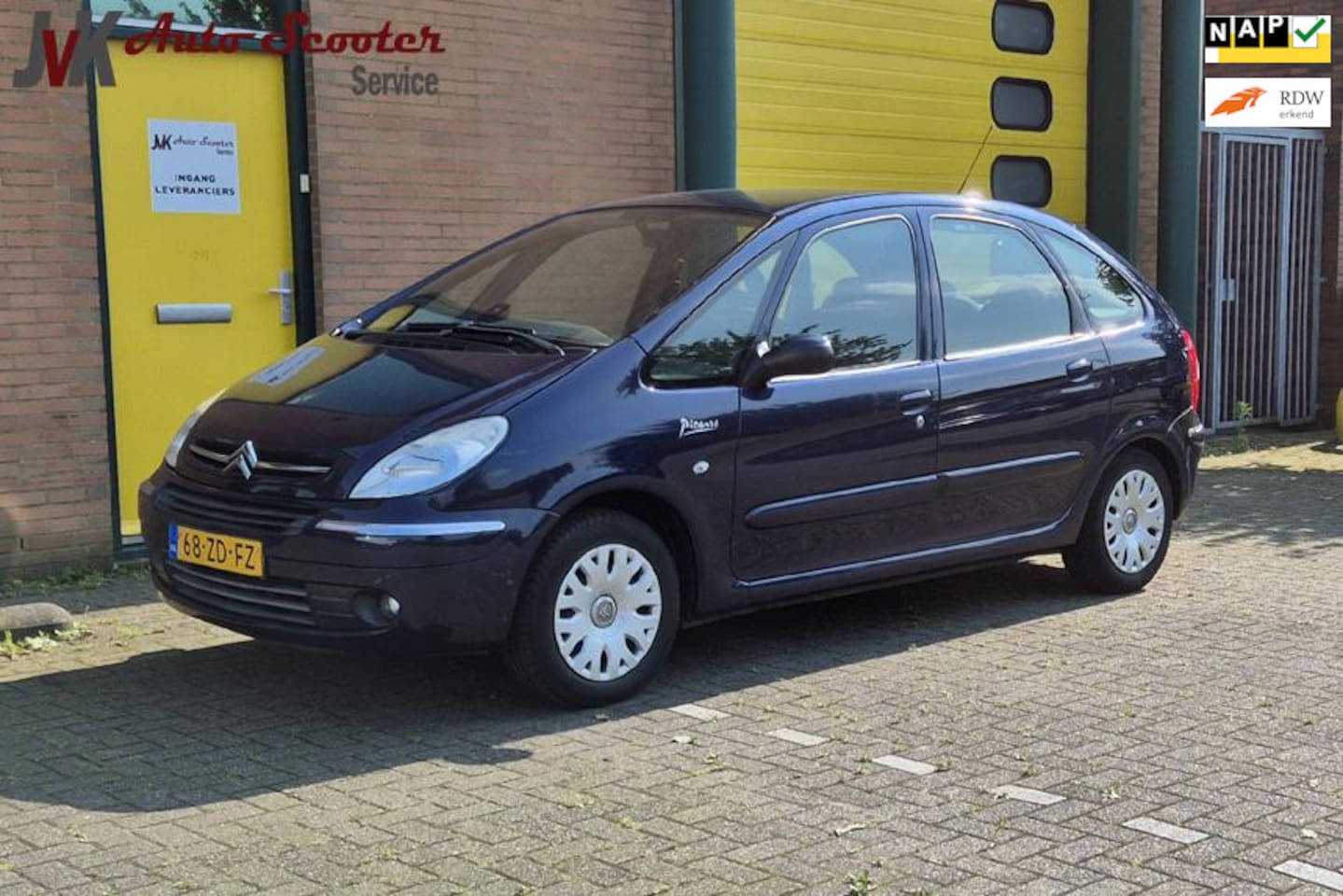 Citroën Xsara Picasso - 1.6i-16V Image nette auto! Airco! - AutoWereld.nl