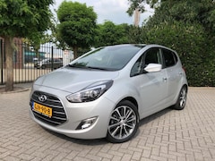 Hyundai ix20 - 1.6i, Clima, Cruise Control, Navigatie, Panoramadak, Achteruitrijcamera, Stoel- & Stuurver