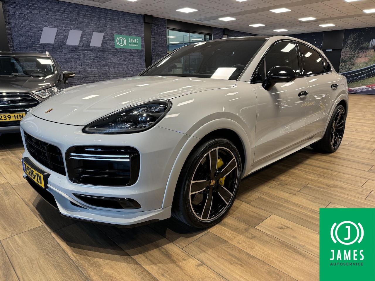 Porsche Cayenne Coupé - 4.0 Turbo S E-Hybrid |Krijt|Sport Designpakket|Keramische remmen - AutoWereld.nl