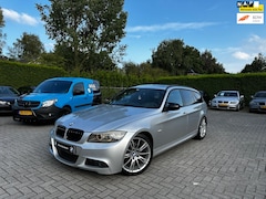 BMW 3-serie Touring - 320i Business Line M Sport|Nwe Ketting|Groot Navi|Xenon|Nette staat