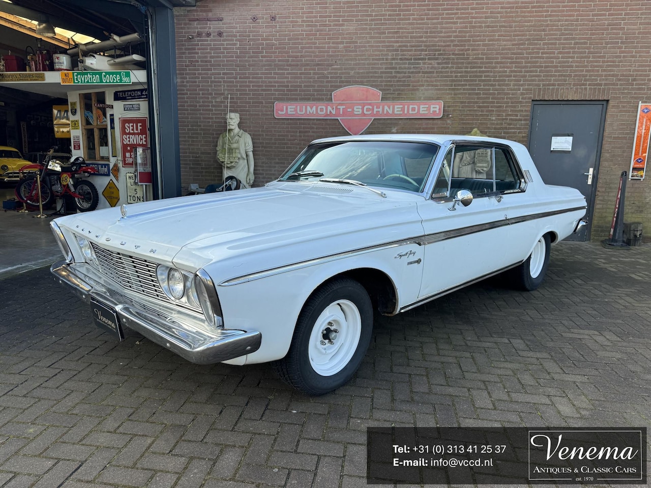 Plymouth Fury - Sport Hardtop Coupe - AutoWereld.nl