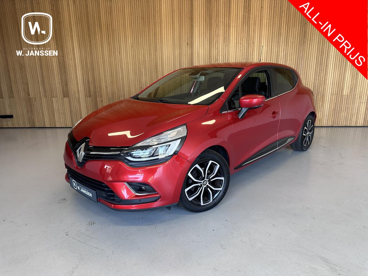 Renault Clio - 0.9 TCe Intens Camera | Keyless entry/start | Cruise | Navi | Trekhaak - AutoWereld.nl