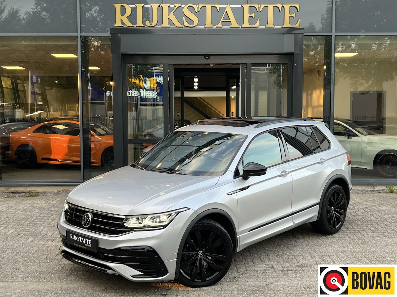 Volkswagen Tiguan - 1.5 TSI R-Line|PANO|DYNAUDIO|ACC|20'' - AutoWereld.nl