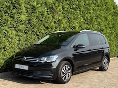 Volkswagen Touran - 1.5 TSI Active 7persoons CarPlay 150pk